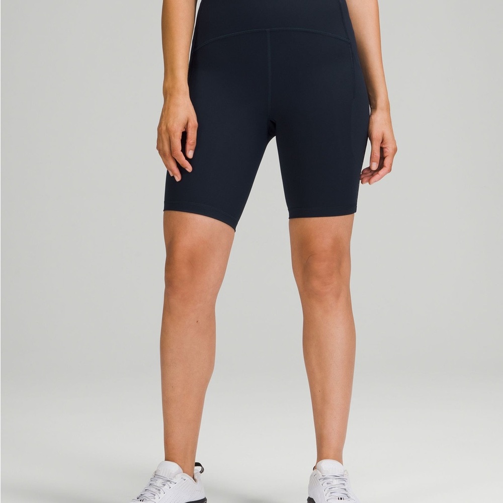 Lululemon Limited Edition Swift Speed High Rise Shorts 8 inches Size 6 Navy - Picture 2 of 12